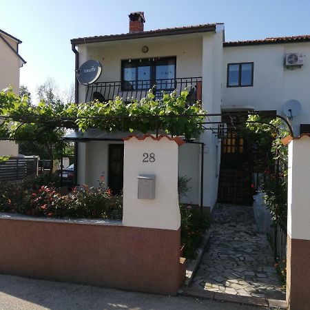 Family Apartman Luka Rovinj Exterior foto