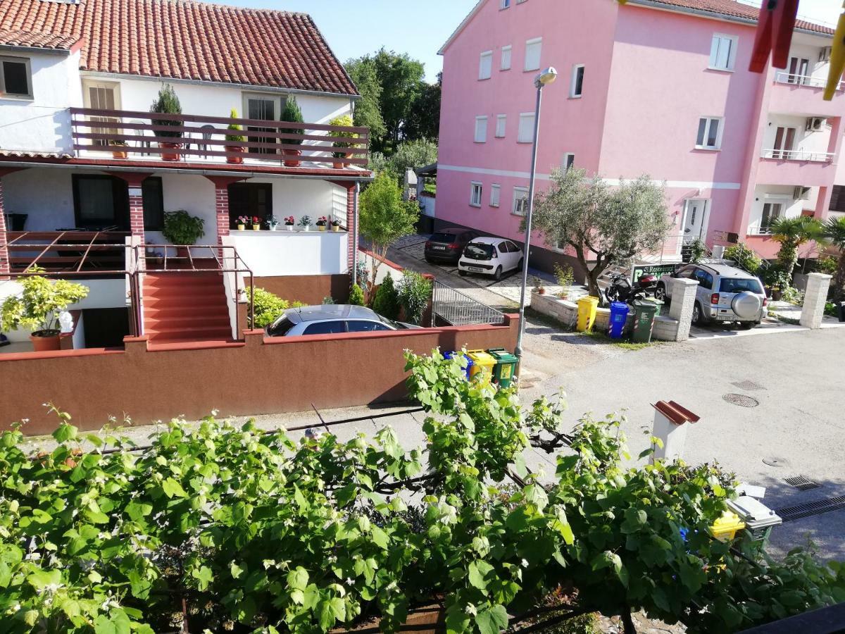 Family Apartman Luka Rovinj Exterior foto