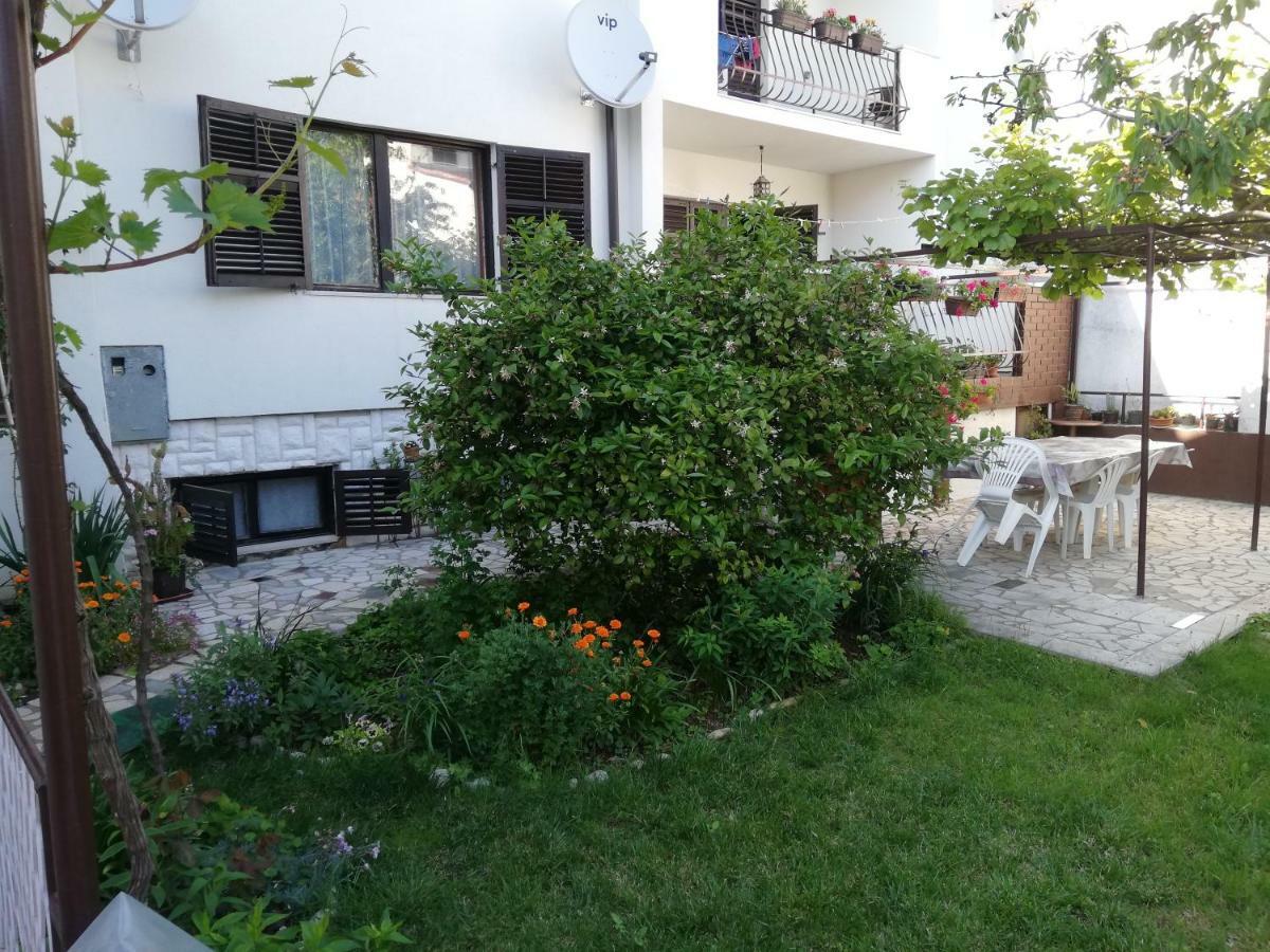 Family Apartman Luka Rovinj Exterior foto